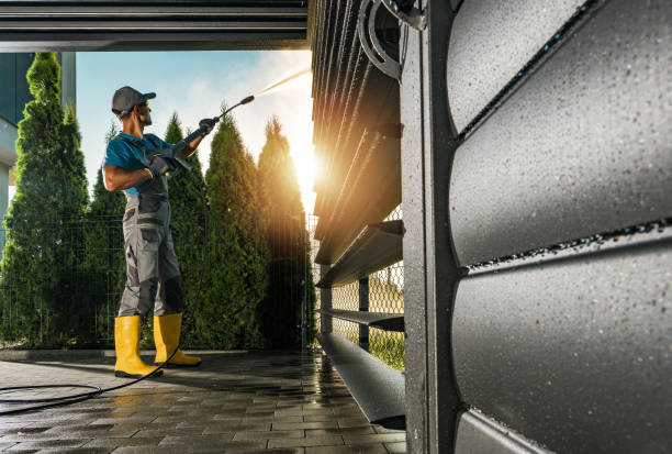 Best Gutter Cleaning  in Veedersburg, IN